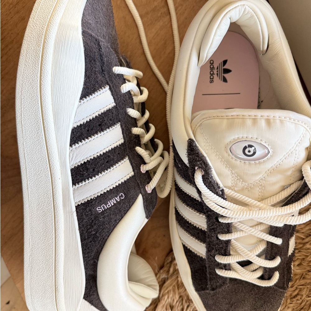 Adidas Black and White Campus Sneakers - Picture 3 of 8